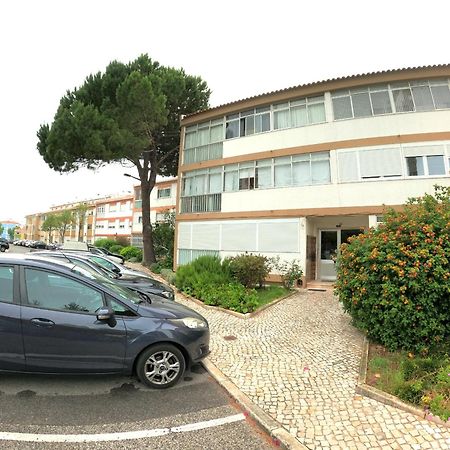 Carcavelos Very Spacious 3 Bedroom Apartment Cascais サン・ドミンゴス・デ・ラナ エクステリア 写真