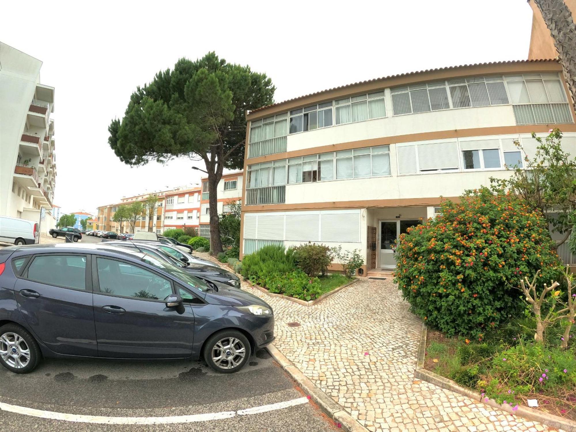 Carcavelos Very Spacious 3 Bedroom Apartment Cascais サン・ドミンゴス・デ・ラナ エクステリア 写真